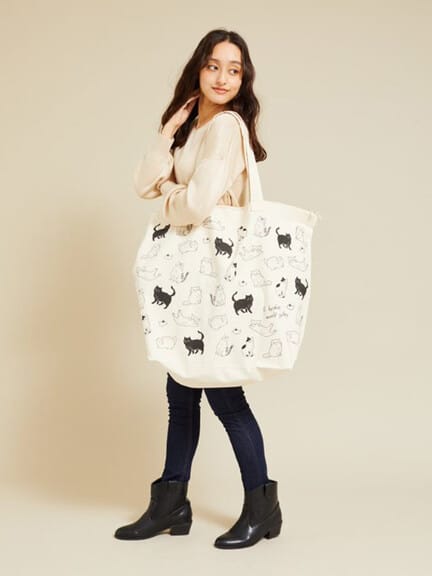 E hyphen world gallery(イーハイフンワールドギャラリー) 着回し抜群トップス2点が必ず入っています/ 5000円福袋