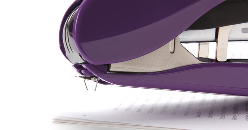 【文具介紹】MAX新款除針器RZ-10S~輕鬆省力又能快速拔除釘書針的便利文具~