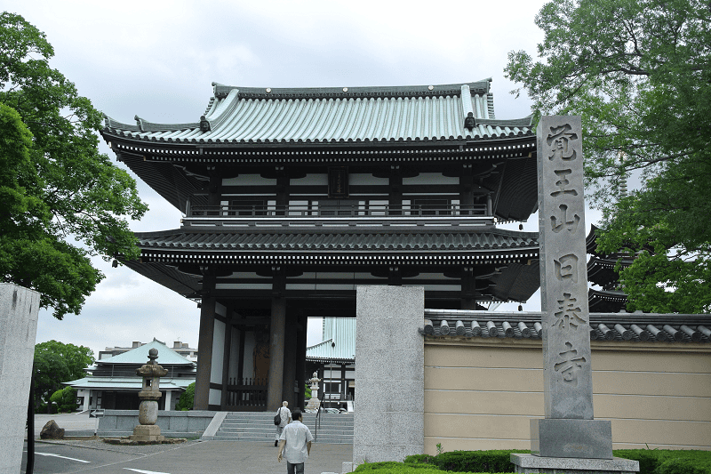 【名古屋】平時幽靜到幾近荒涼的覺王山日泰寺~每月21日弘法日卻超熱鬧~