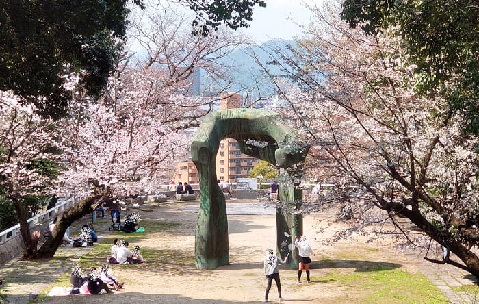 比治山公園へ行くなら比治山スカイウォークが便利!春は桜の名所!遊具や駐車場の場所も続マナムスメと今日もゆく