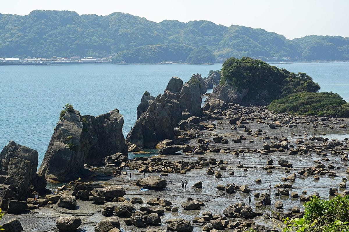 /tmp/phpdknFI3 /tmp/phpdknFI3