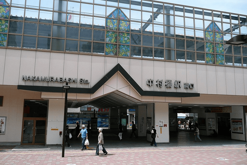 【讀後心得】十一字殺人~以第一人稱女性視角進行劇情的本格推理小說~