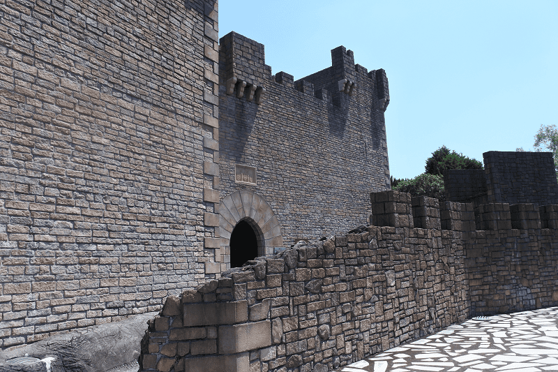 【三重志摩】西班牙村既有驚叫遊樂設施、又有花車遊行及異國