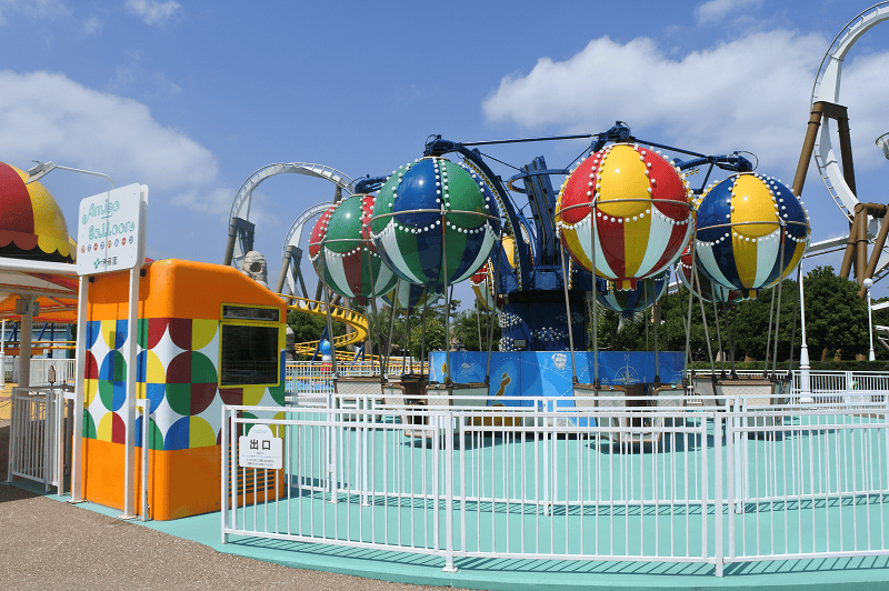 【三重志摩】西班牙村既有驚叫遊樂設施、又有花車遊行及異國