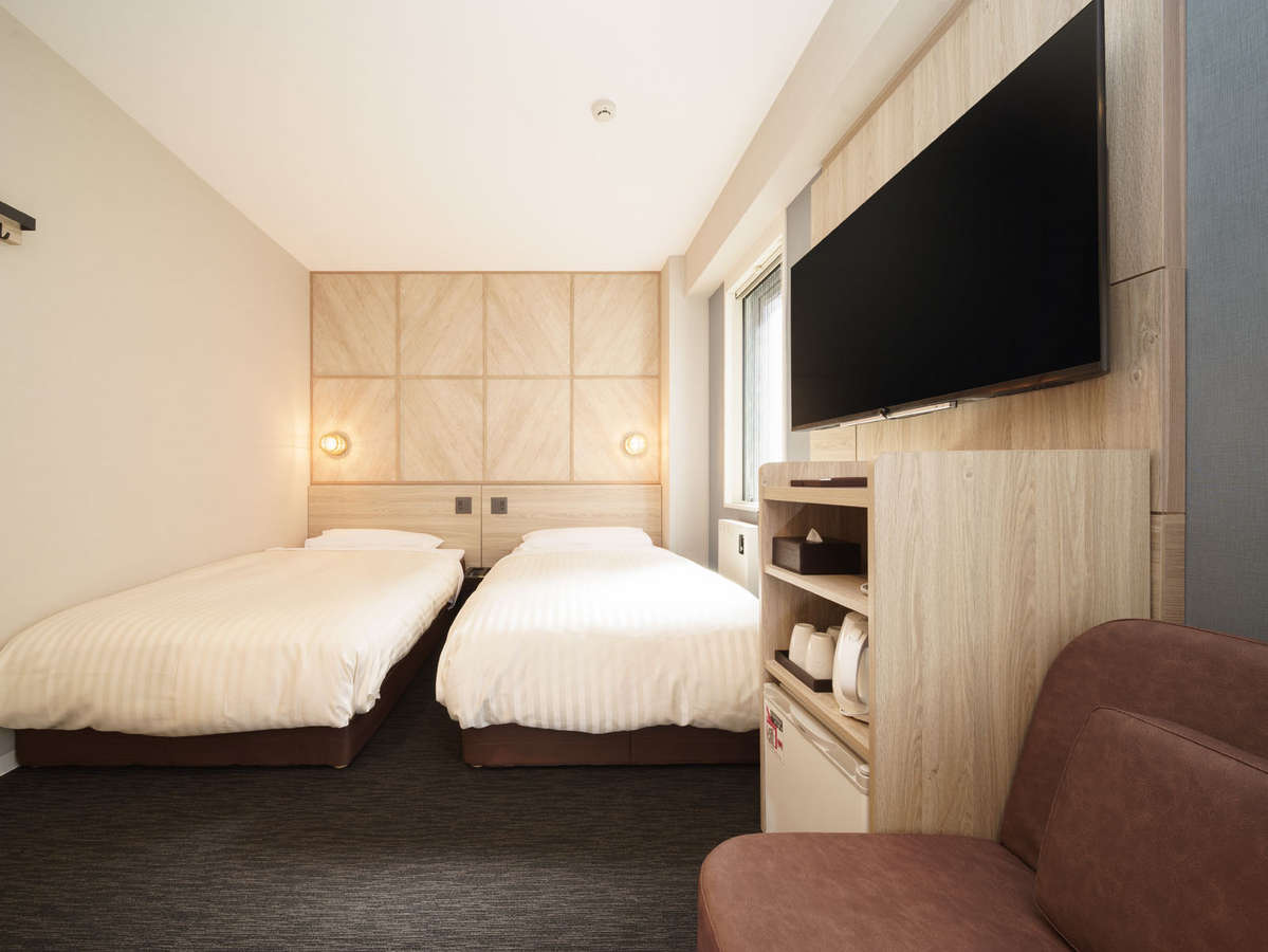 シングルベッド2台とソファベッド付きです