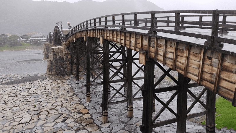 【山口岩國】在雨中再度造訪日本三大名橋之錦帶橋