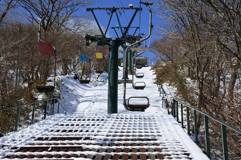 【三重湯之山溫泉】搭乘纜車前往御在所岳山頂秋有紅葉、冬有