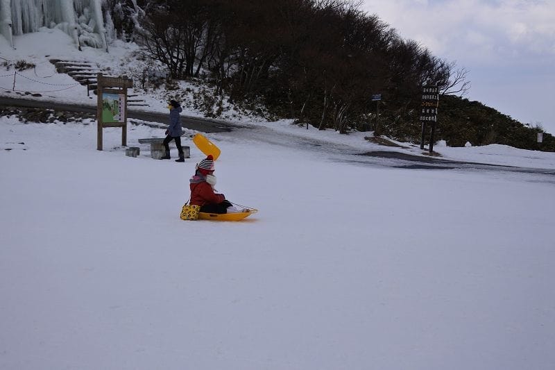 【三重湯之山溫泉】搭乘纜車前往御在所岳山頂秋有紅葉、冬有