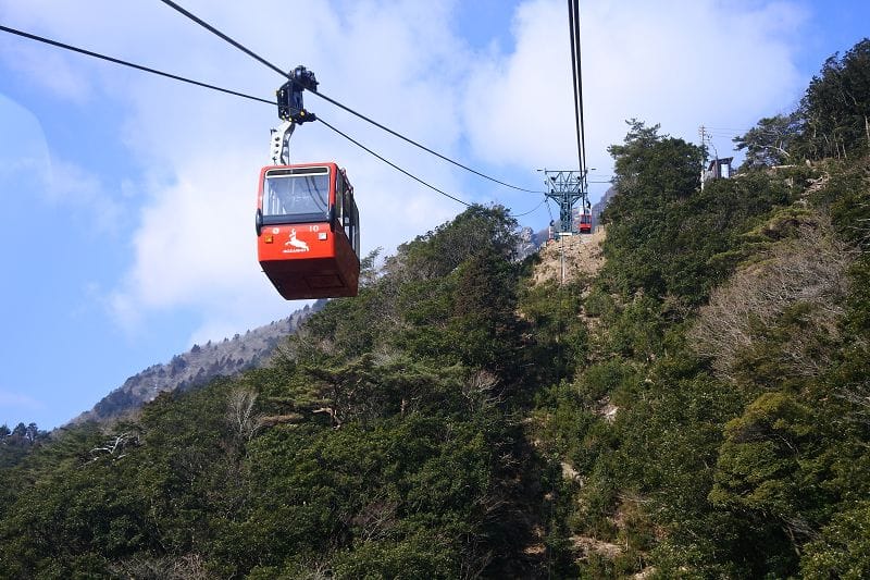 【三重湯之山溫泉】搭乘纜車前往御在所岳山頂秋有紅葉、冬有