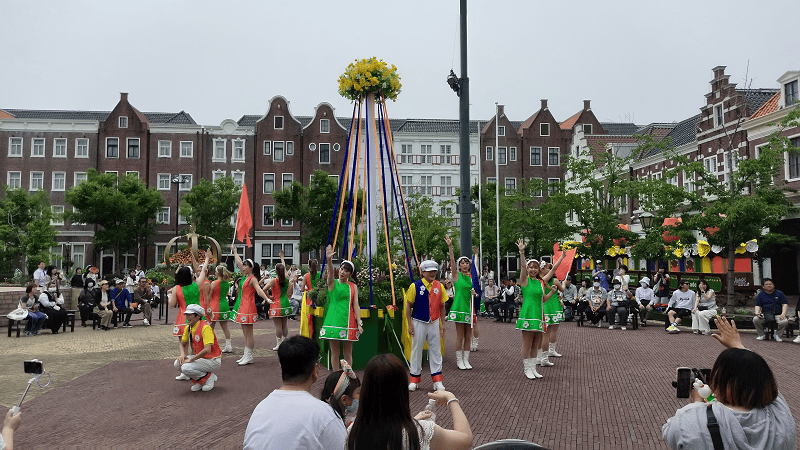 【長崎|佐世保】日本三大主題樂園之一的豪斯登堡~有中古歐州風景、VR體驗世界、夜間水舞及燈光秀~