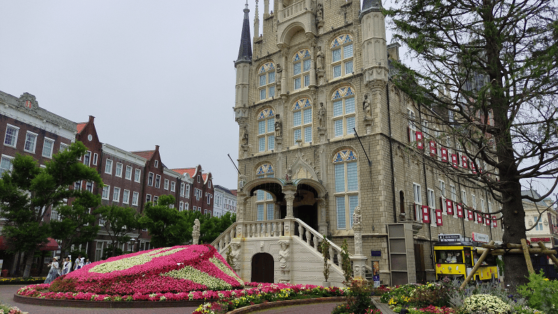 【長崎|佐世保】日本三大主題樂園之一的豪斯登堡~有中古歐州風景、VR體驗世界、夜間水舞及燈光秀~