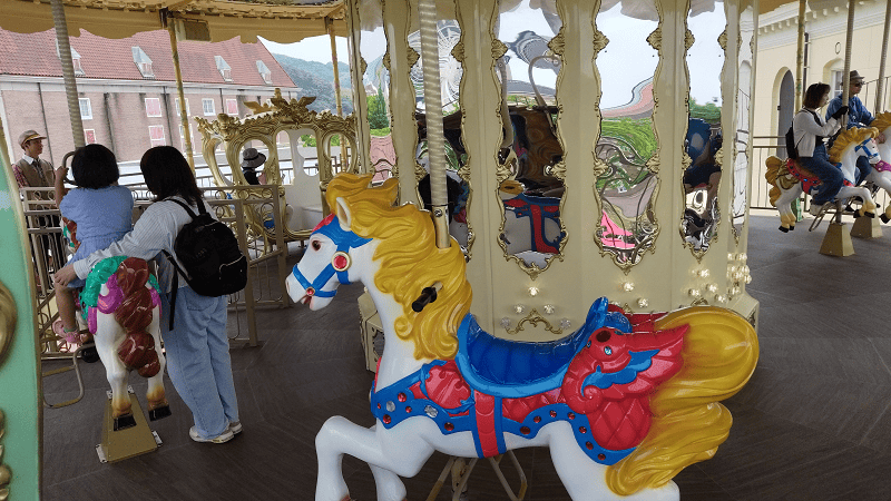 【長崎|佐世保】日本三大主題樂園之一的豪斯登堡~有中古歐州風景、VR體驗世界、夜間水舞及燈光秀~