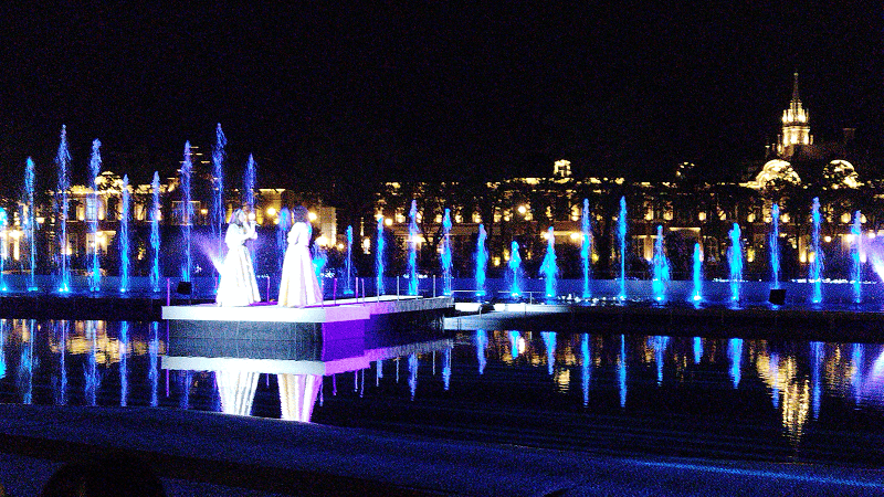 【長崎|佐世保】日本三大主題樂園之一的豪斯登堡~有中古歐州風景、VR體驗世界、夜間水舞及燈光秀~