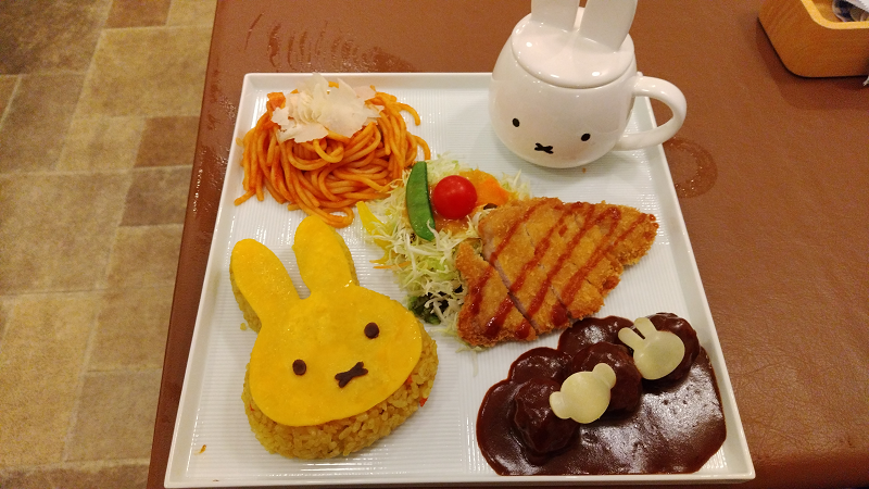 【長崎|佐世保】豪斯登堡必吃餐點~佐世保漢堡、米菲兔土耳其飯~