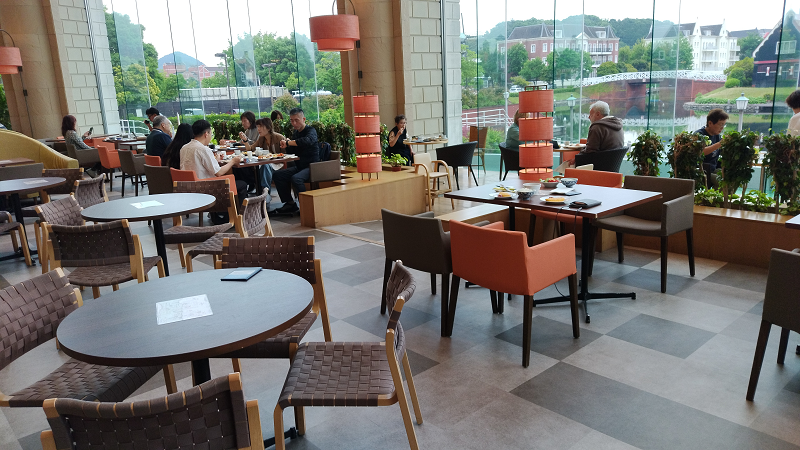 【長崎|佐世保】JR豪斯登堡大倉酒店~距離園區入口徒步只要1分鐘、還可悠閒搭船入園~